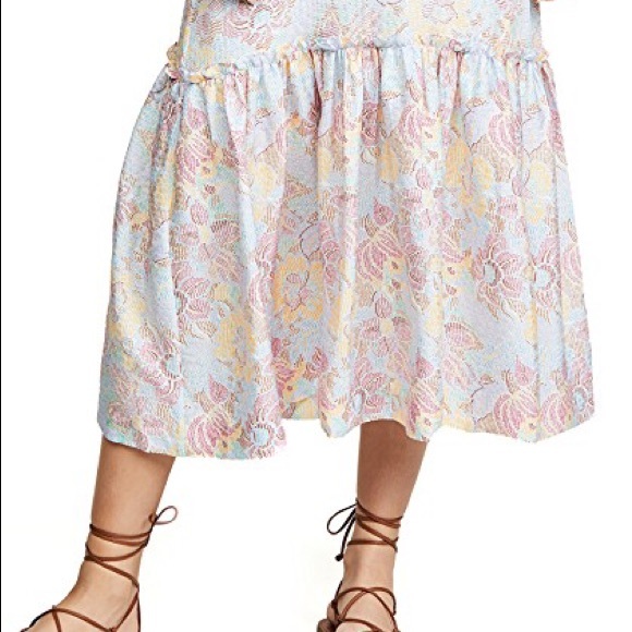 Warm Georgia Silk Floral Jacquard Midi Dress - Picture 7 of 8